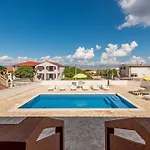 Сasa de vacaciones House K&l *
