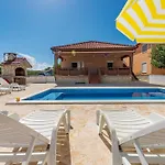 Сasa de vacaciones House K&l *