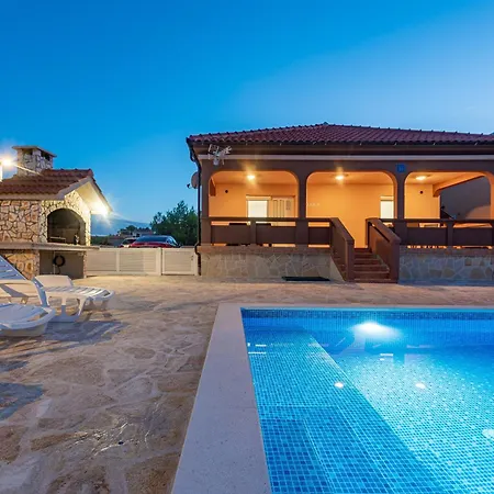 House K&l Nyaraló *